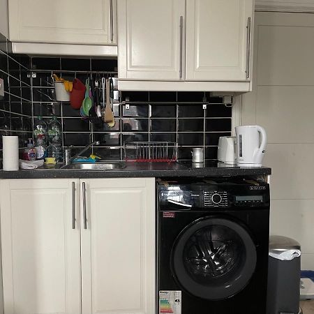 Studio Flat London Finchley Rd Nw11 Eksteriør billede