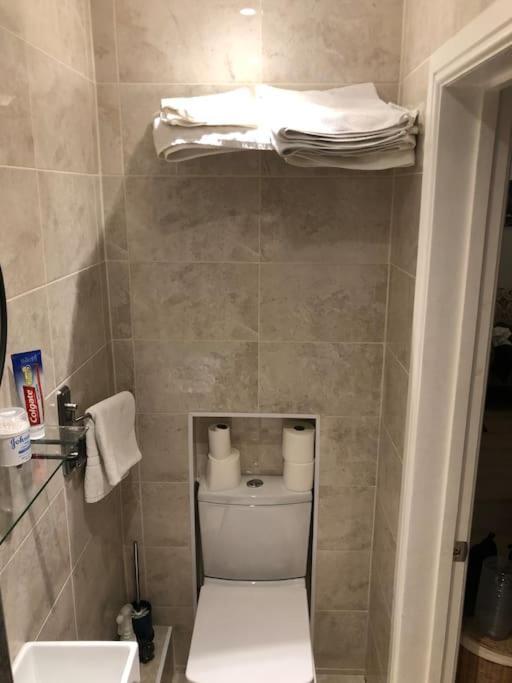 Studio Flat London Finchley Rd Nw11 Eksteriør billede