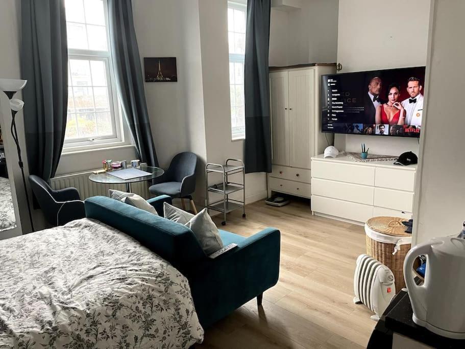 Studio Flat London Finchley Rd Nw11 Eksteriør billede