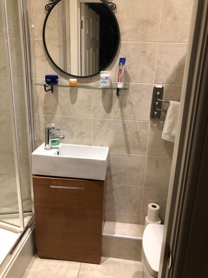 Studio Flat London Finchley Rd Nw11 Eksteriør billede
